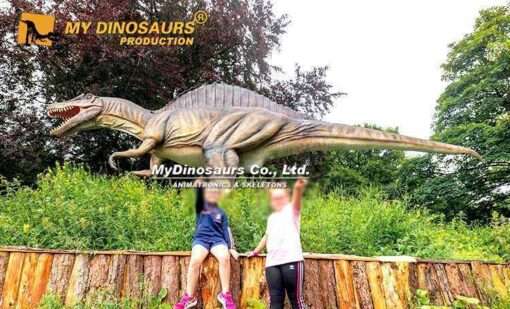 Animatronic Spinosaurus Dinosaur with Realistic Roaring Sounds