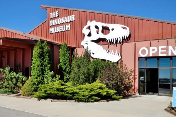 The Dinosaur Museum in Blanding, Utah 1 The Dinosaur Museum 6