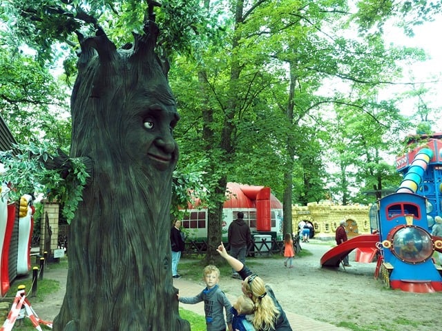 Animatronic Talking Tree 59 Animatronic Plants why us