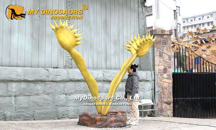 Giant animatronic flytrap Animated Giant Flytrap