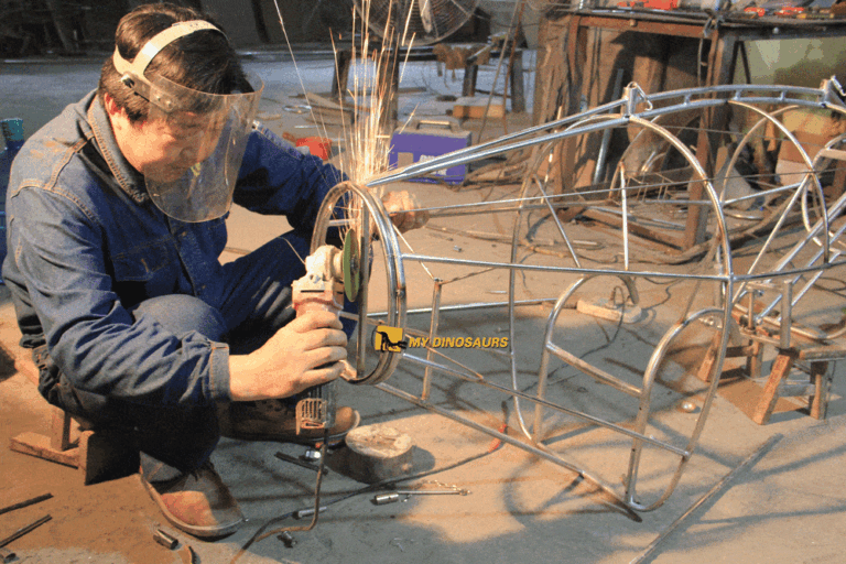 Factory one-day tour I We focus on every detail 1 costume steel frame