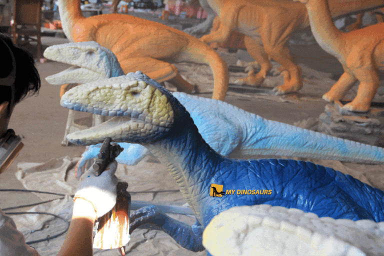 Factory one-day tour I We focus on every detail 11 painting animatronic model