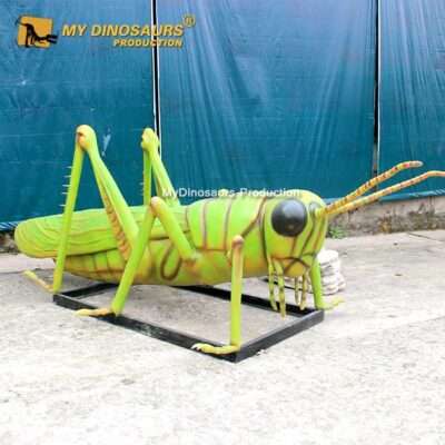 حشرة عملاقة متحركة Product -animatronic-insect-catalogue 6 animatronic insect locust