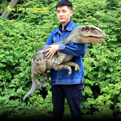 raptor hand puppet 1