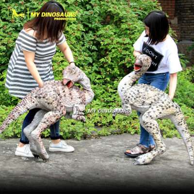 walking dinosaur puppet 1