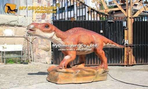 Animatronic iguanodon dinosaur 1