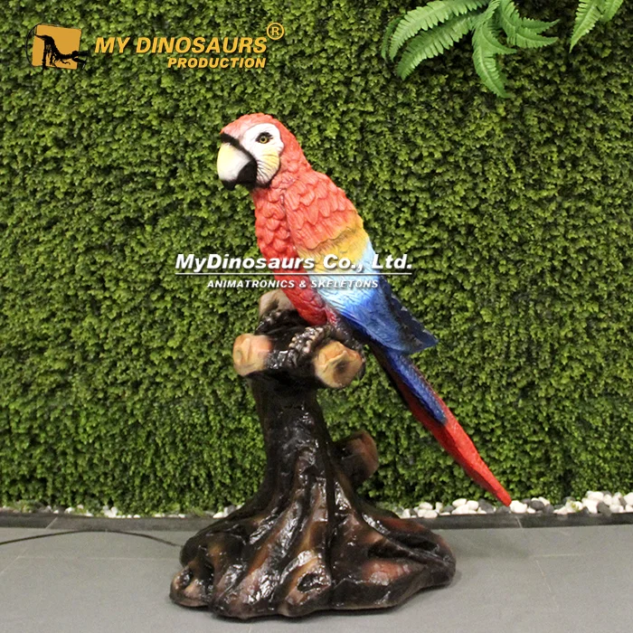 Animatronic Macaw Parrot with Trunk