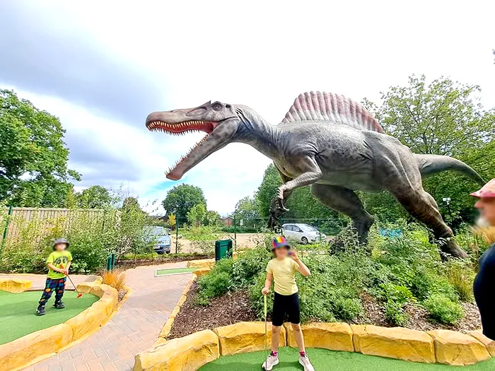 Top 10 Biggest Carnivorous Dinosaurs Ever 1 10M animatronic spinosaurus for outdoor parks