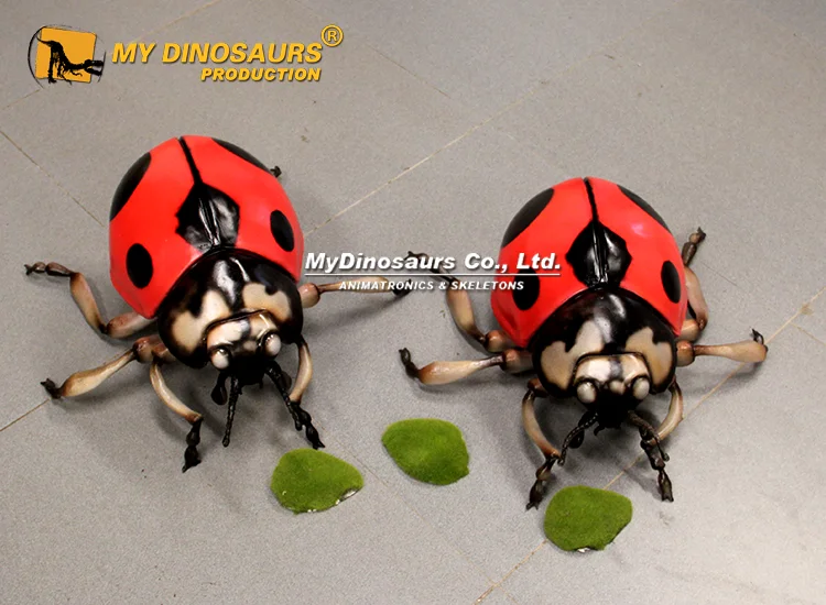 Alternative view of AI-124 Oversized Ladybug Statues
