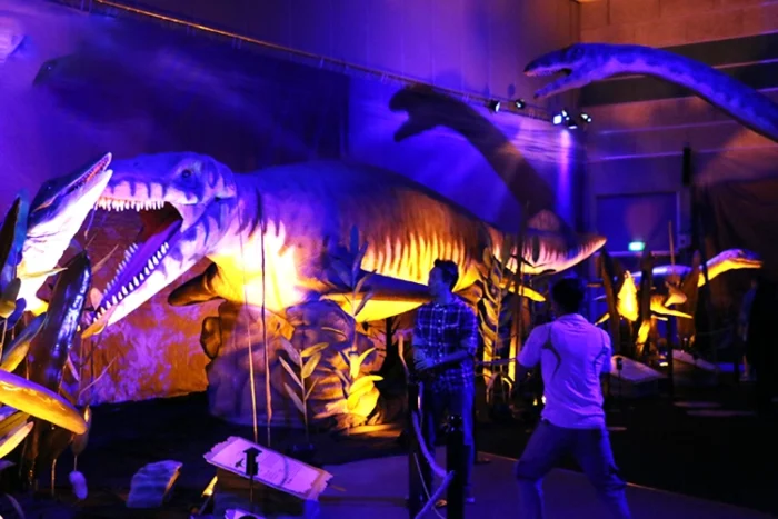 Unveiling Ocean Giants: The Largest Dinosaur in the Sea and the Art of Bringing Prehistory to Life 1 Monsters of the Sea animatronic sea animal