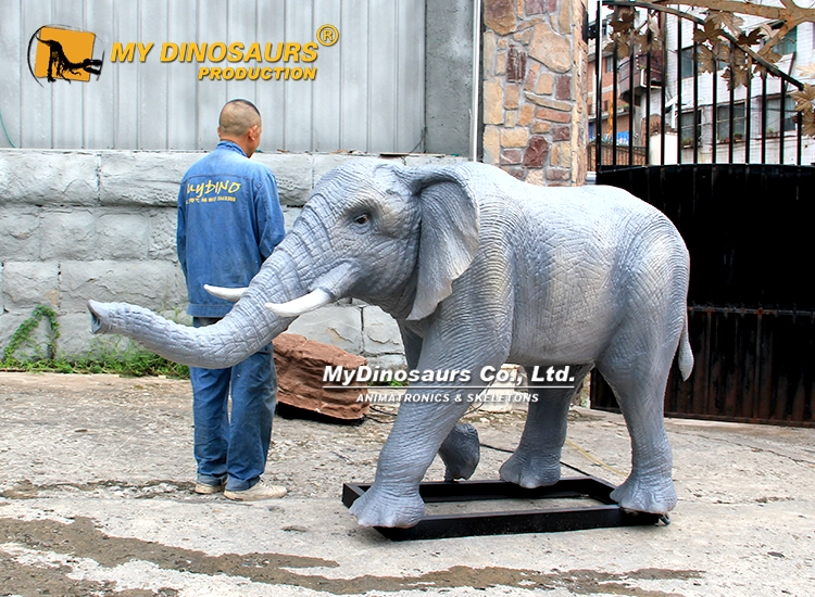 Water Splash Elephant Animatronic 1