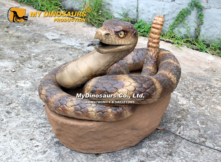 Coiled Animatronic Rattlesnake realistic animatronic snake