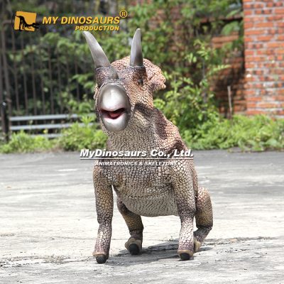 Why an Animatronic Dinosaur Exhibit Still Wins Visitors in a Modern Dinosaur Safari or Dinosaur Park 8 AI Dog Robot in Dinosaur Costume 1